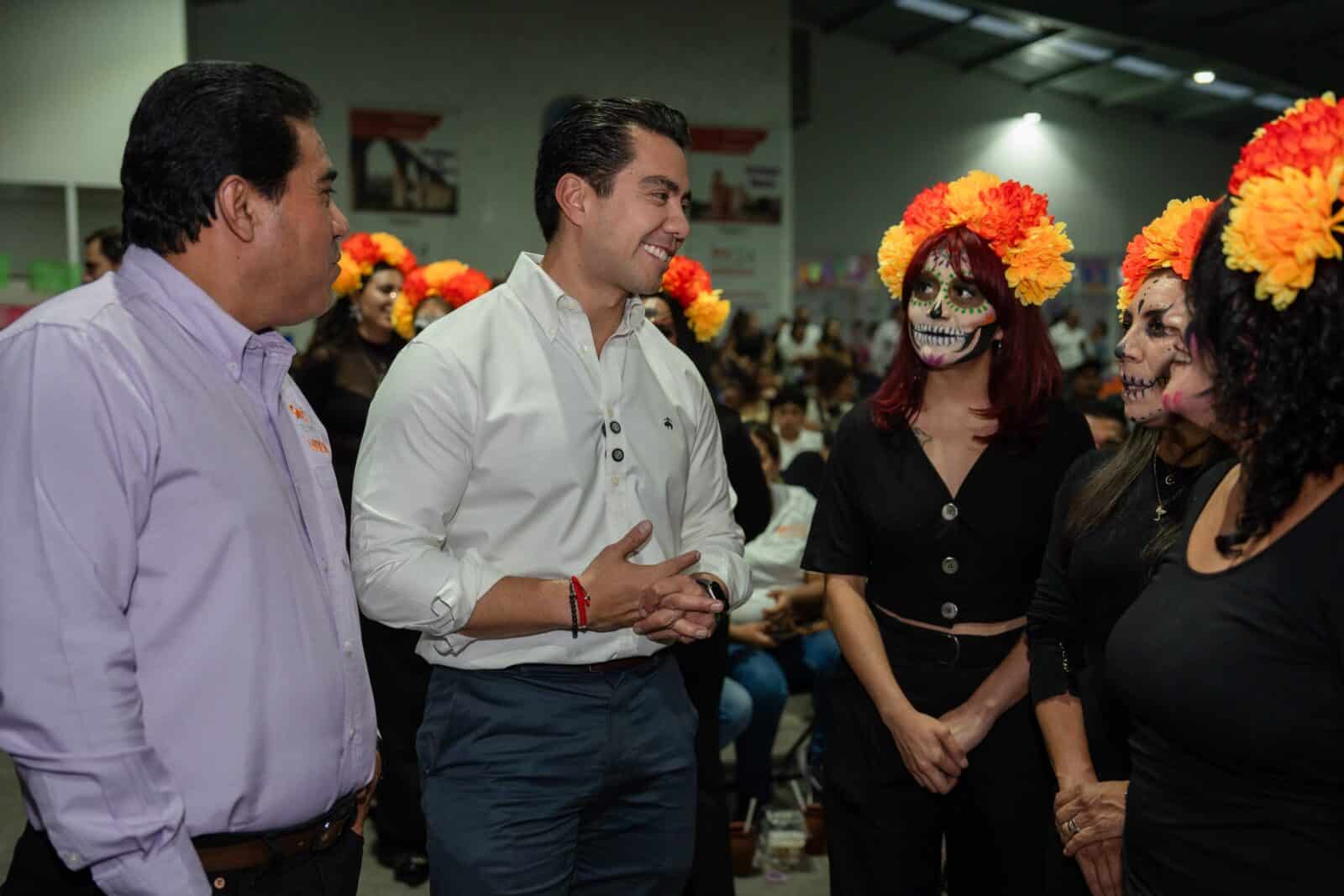 FELIFER SE REÚNE CON MAESTROS DEL SNTE