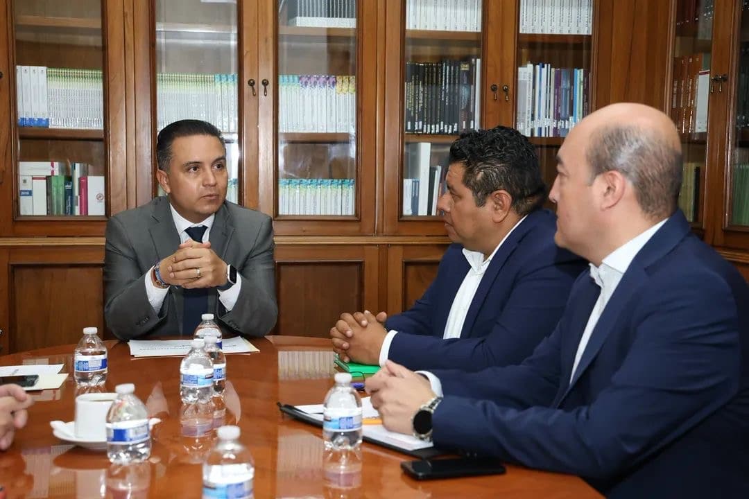 CFE SE COMPROMETE A ATENDER APAGONES EN QUERÉTARO