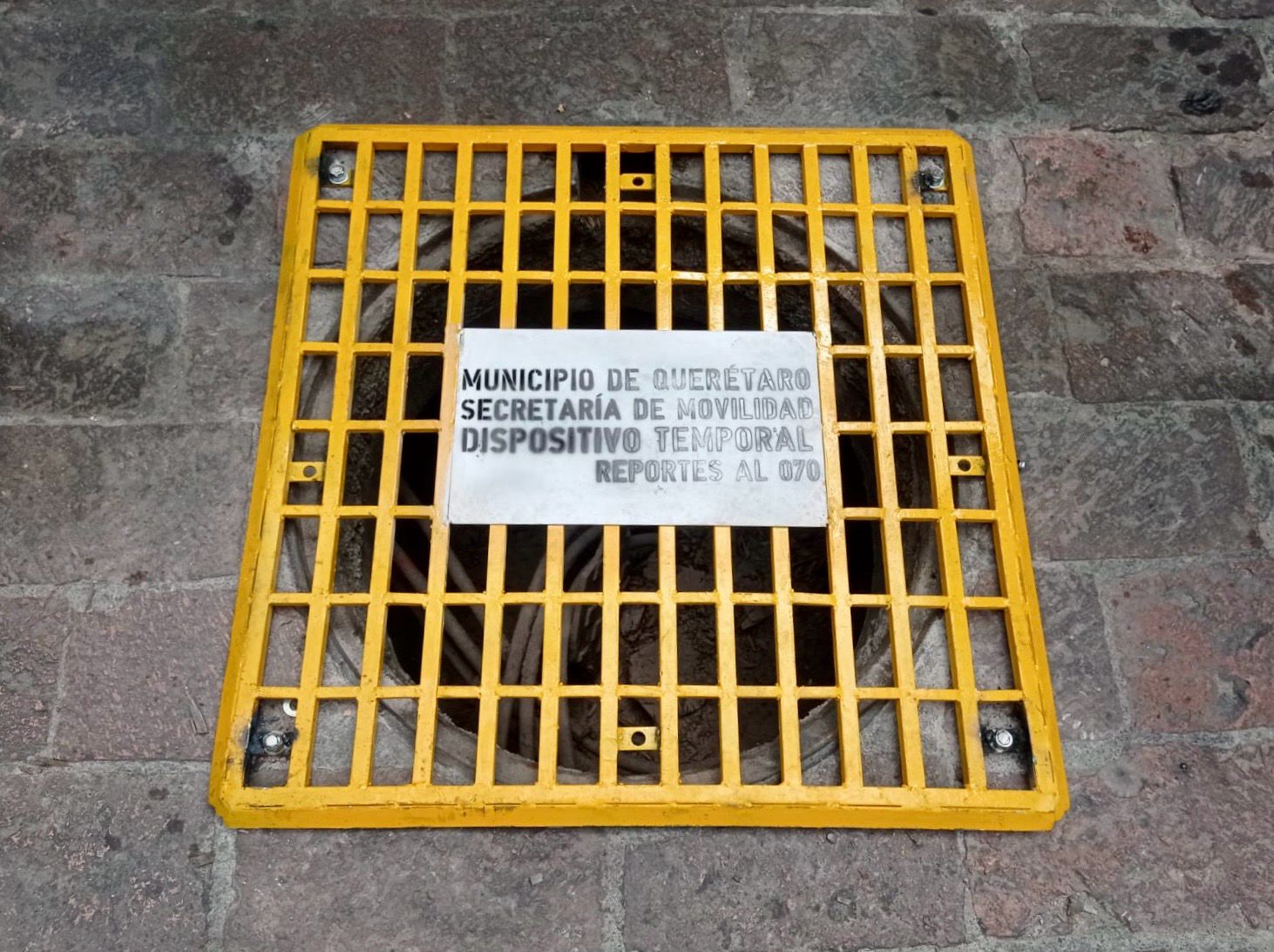 CAPITAL SEÑALIZARÁ REGISTROS SIN TAPAS