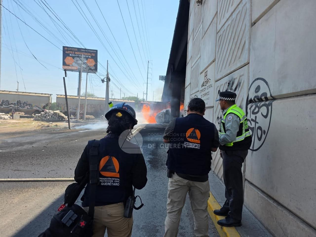 AL MENOS DOS MUERTOS EN CHOQUE DEL TREN Y PIPA DE COMBUSTIBLE