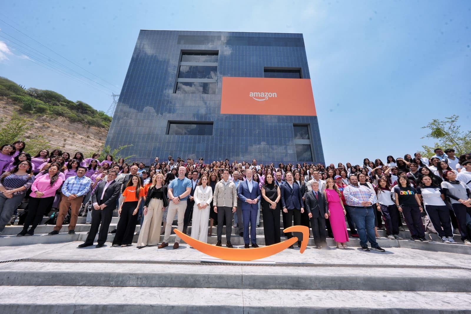 ABREN LAS OFICINAS DEL AWS THINK BIG SPACE DE AMAZON