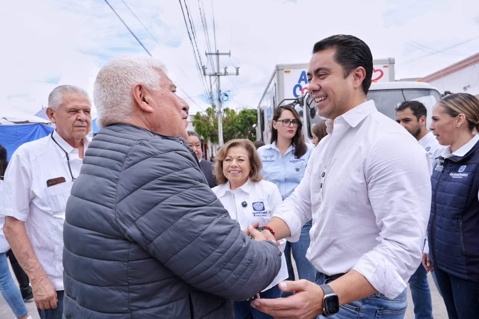 LLEVAN ALCALDE EN ACCIÓN A SRJ