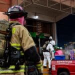 BOMBEROS CONTROLAN FUGA EN CENTRAL DE ABASTO