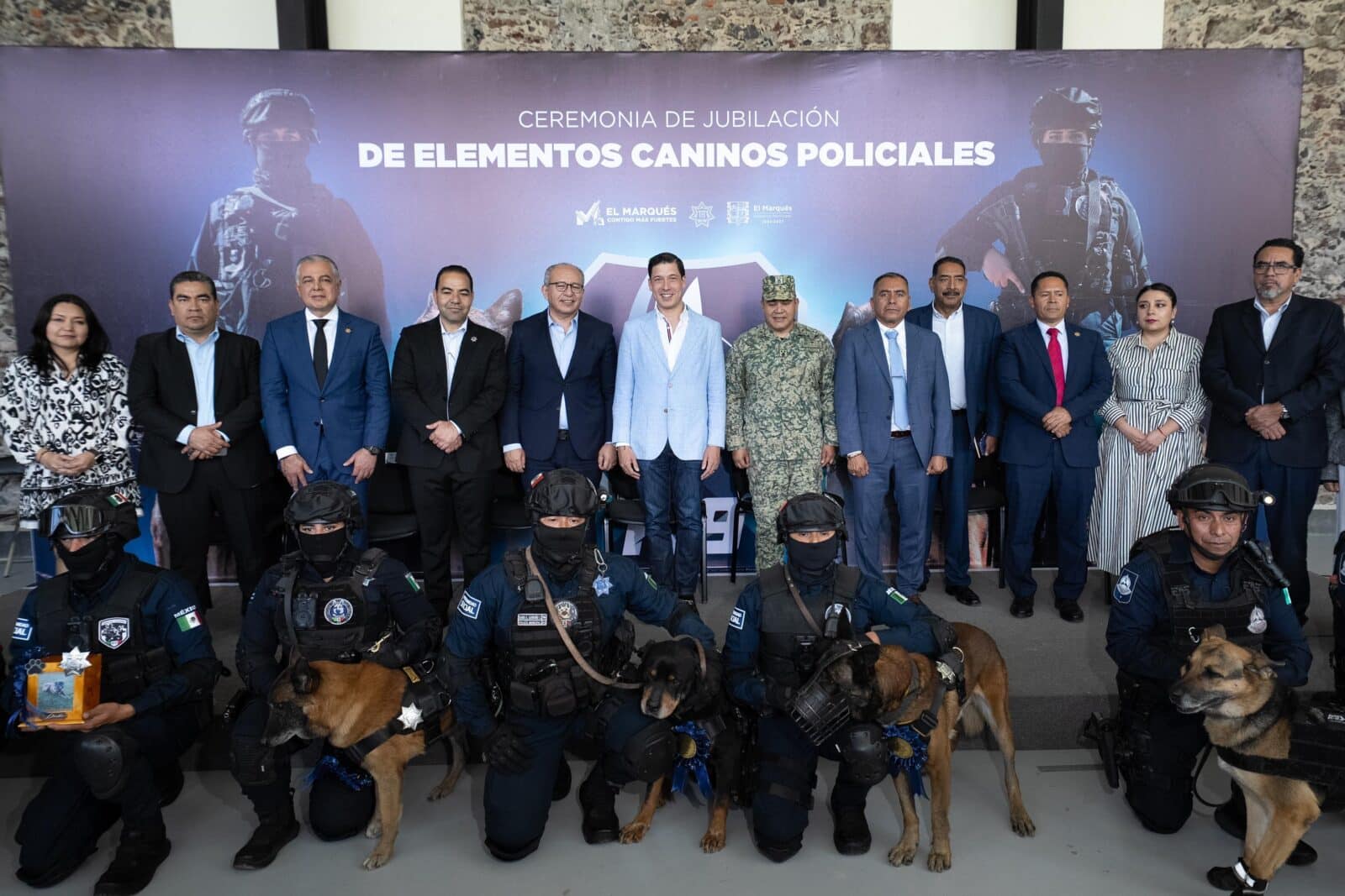 SE JUBILAN ELEMENTOS CANINOS MUNICIPALES DE EL MARQUÉS
