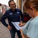 PANISTAS RECOLECTAN FIRMAS VS MORENA