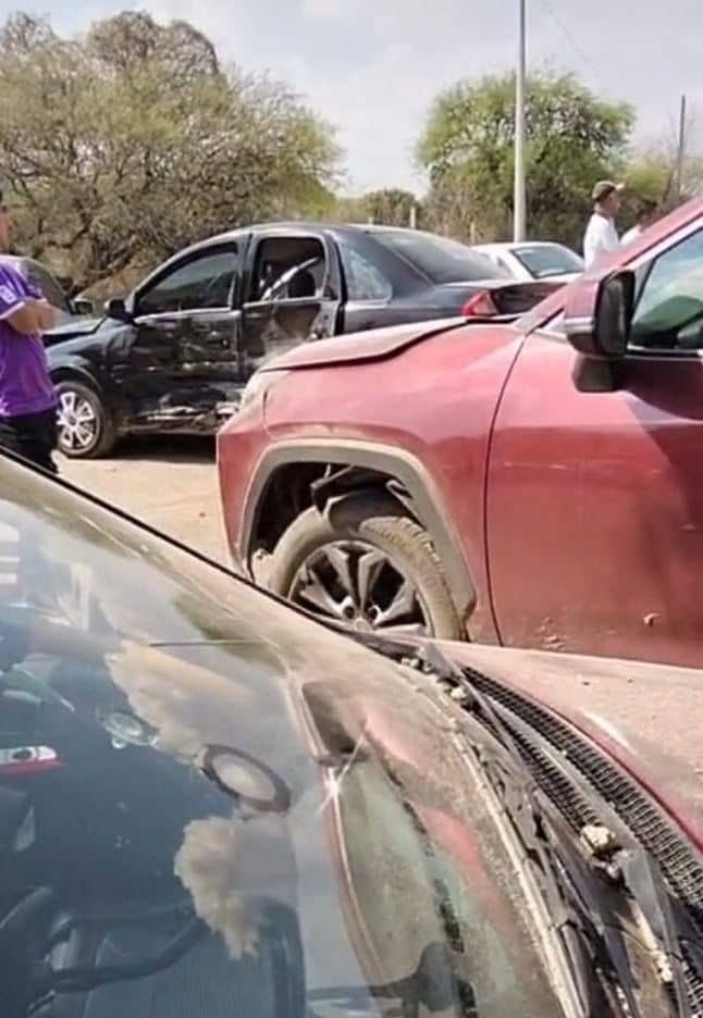 ESPOSA DE EXALCALDE DE COLÓN DESTROZA AUTO Y NIEGA RESPONSABILIDAD