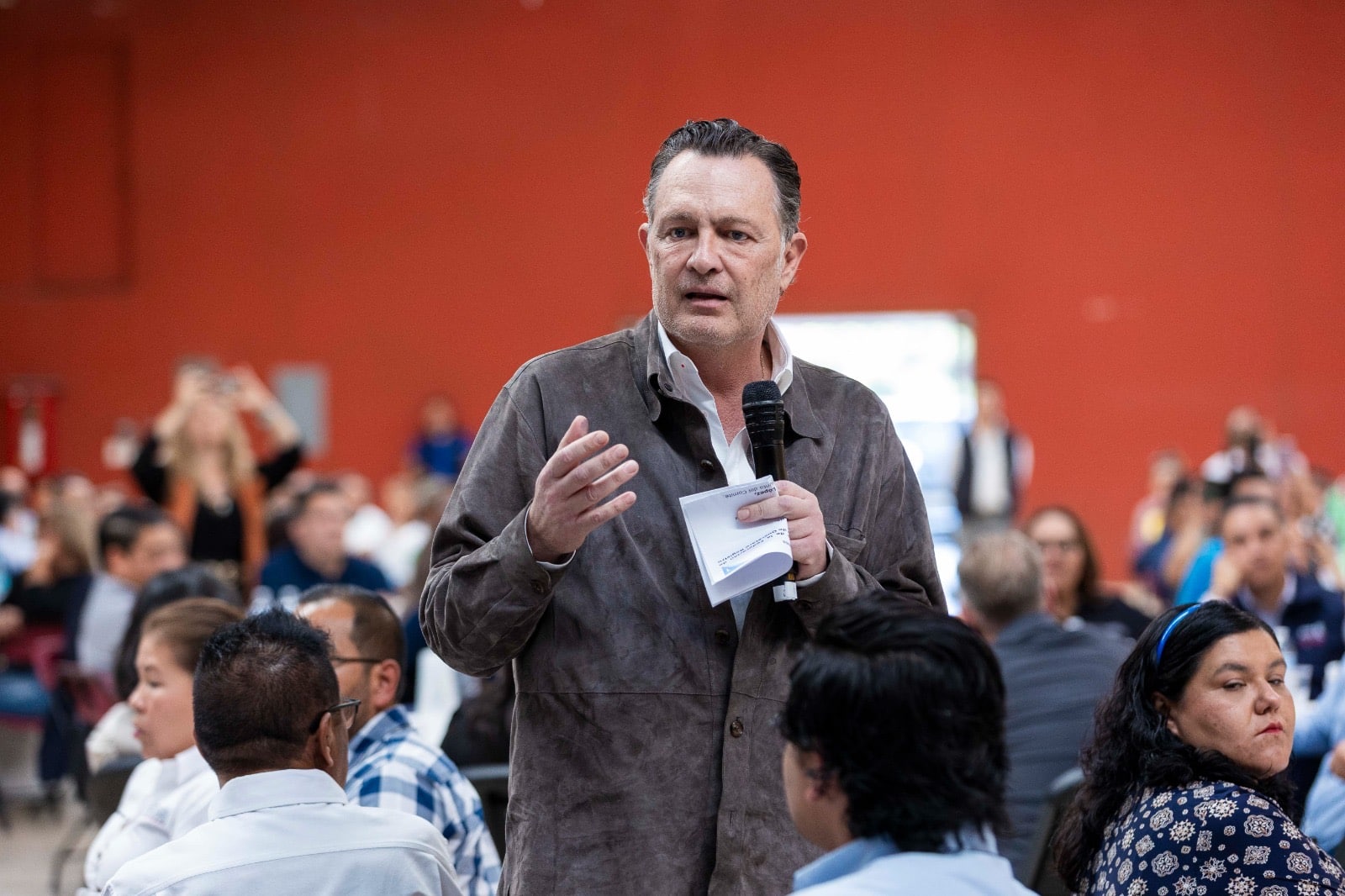 KURI SE REÚNE CON FEDERACIÓN DE TRABAJADORES